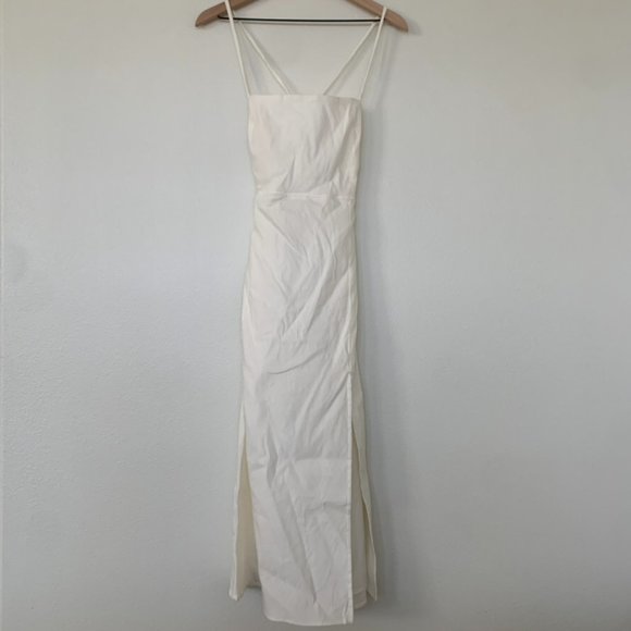 NWT ASTR Women's Brayden Strappy Back Midi Dress - Picture 9 of 10